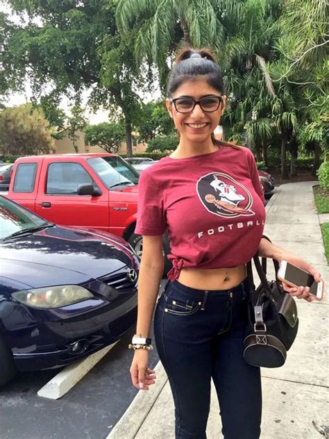 mia khalifa titties|Mia Khalifas Juicy Titties